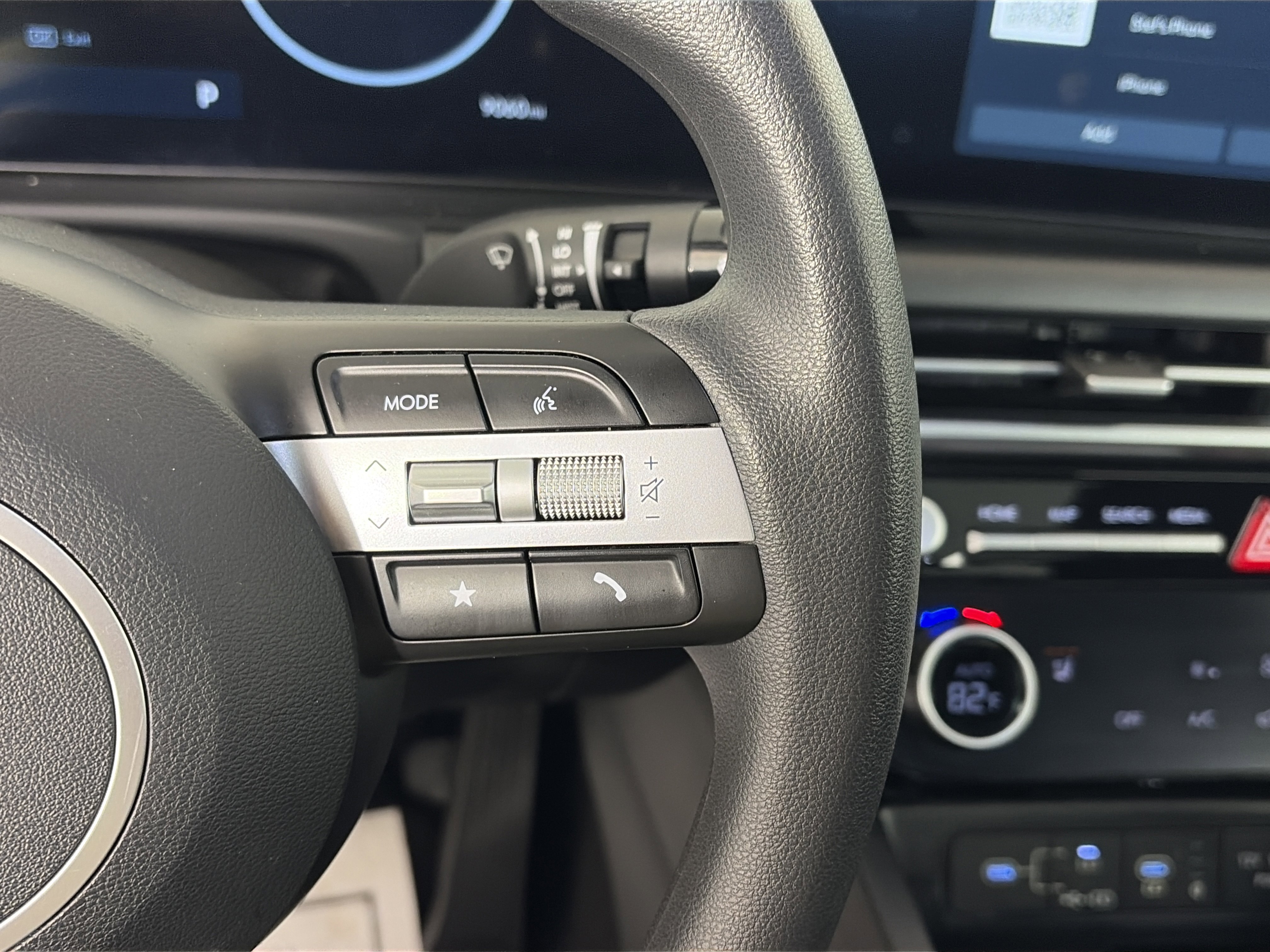 Certified 2025 Hyundai Santa Cruz SEL image 28