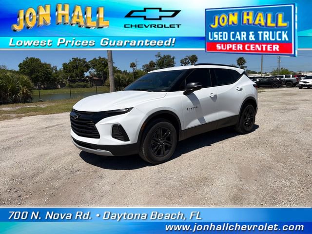 Used 2022 Chevrolet Blazer LT image 2