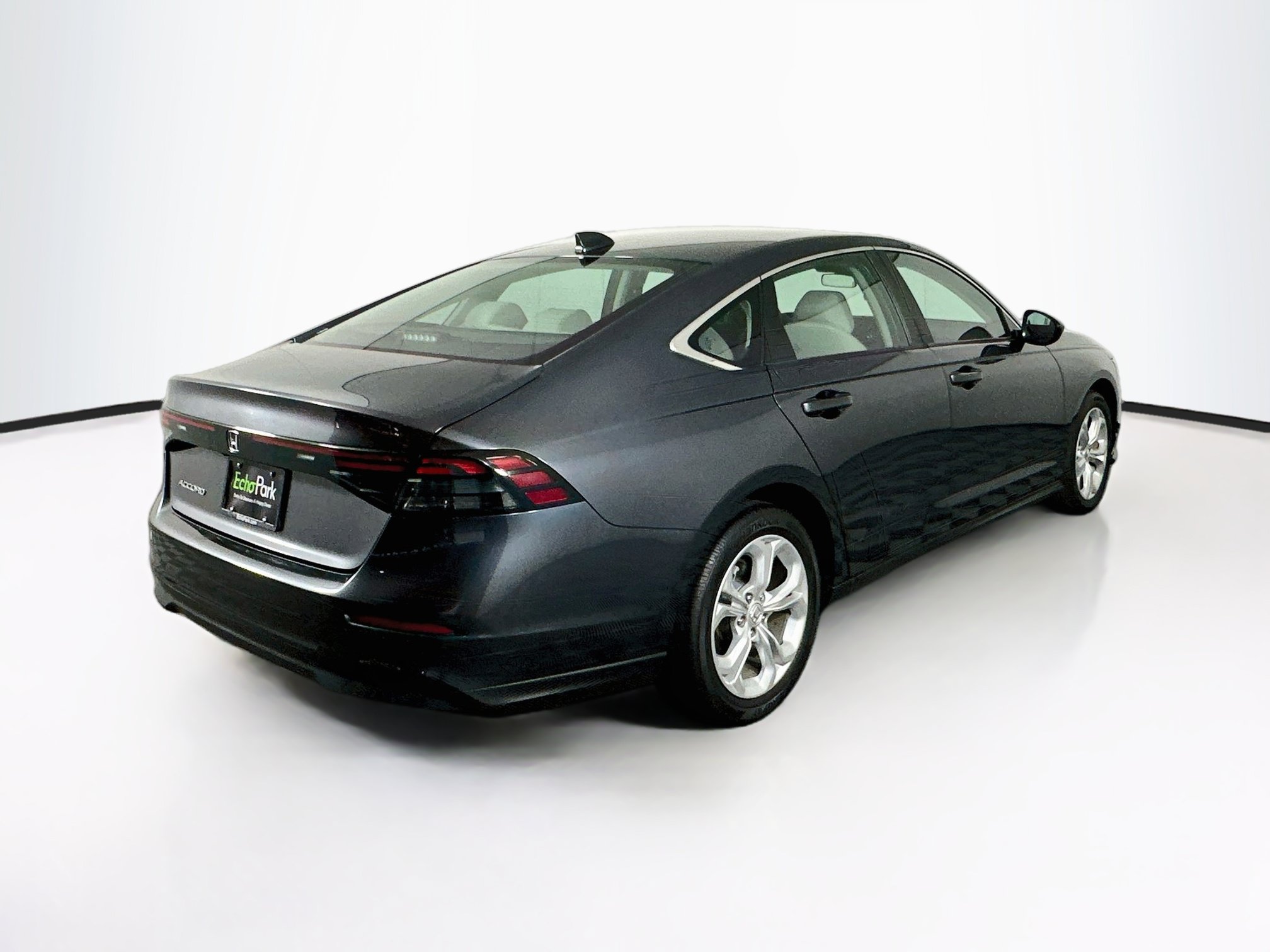 Used 2023 Honda Accord LX image 9