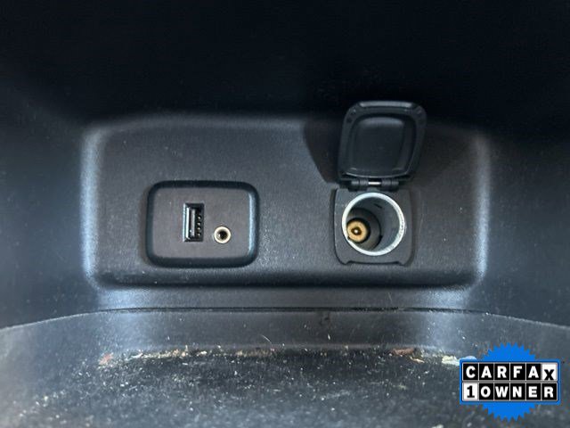 Used 2018 Chevrolet Equinox LS FWD image 23