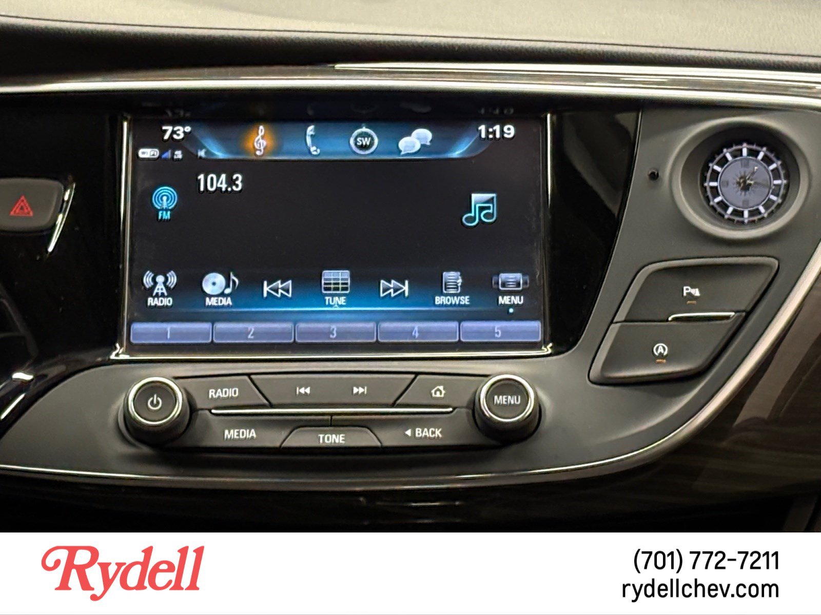 Used 2020 Buick Envision Essence AWD/4WD image 20