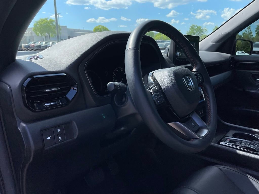 Certified 2024 Honda Pilot TrailSport image 31