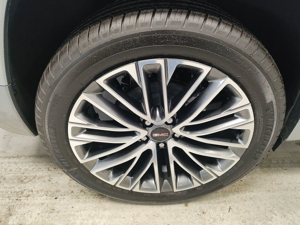 New 2026 GMC Terrain Denali image 3