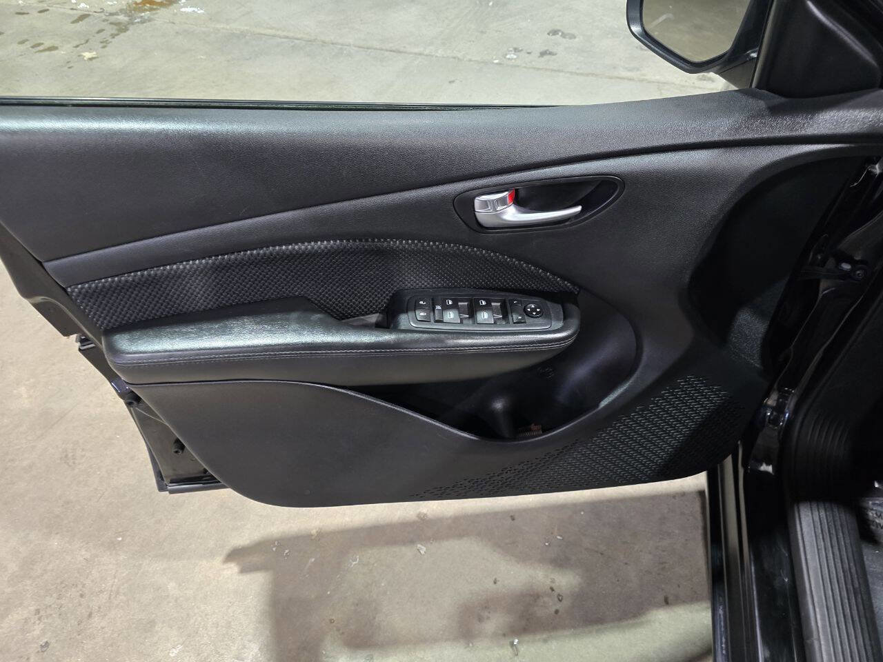 Used 2016 Dodge Dart SXT FWD image 22