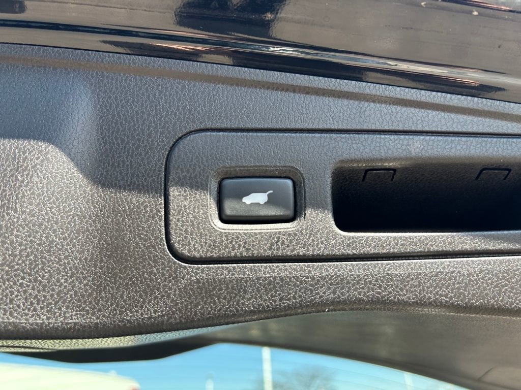 Used 2012 Acura MDX w/ Technology & Entertainment image 29