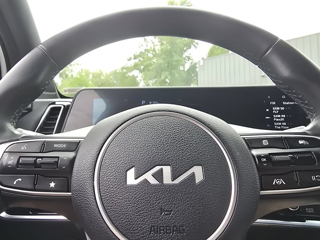 Used 2025 Kia Sportage X-Line AWD/4WD image 26