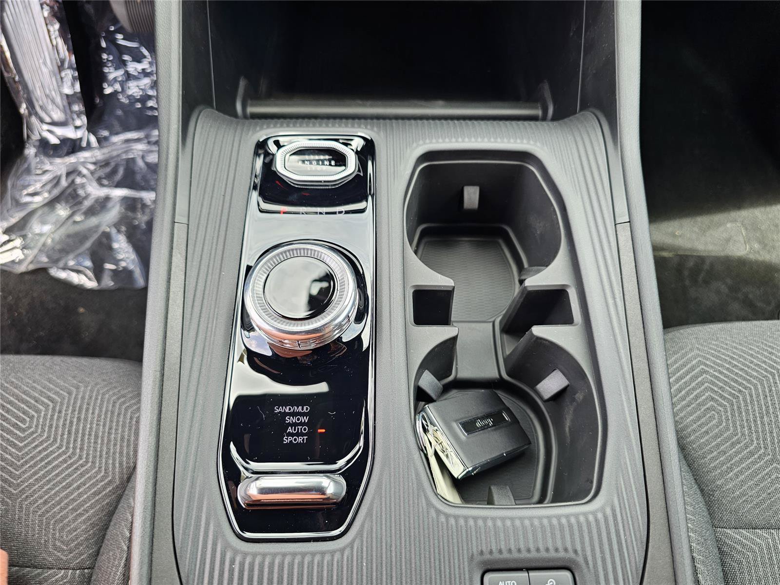 New 2026 Jeep Cherokee Laredo AWD/4WD image 26