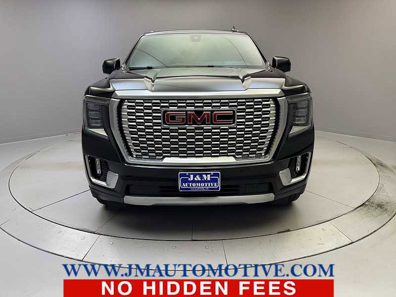Used 2022 GMC Yukon XL Denali w/ Denali Premium Package image 8