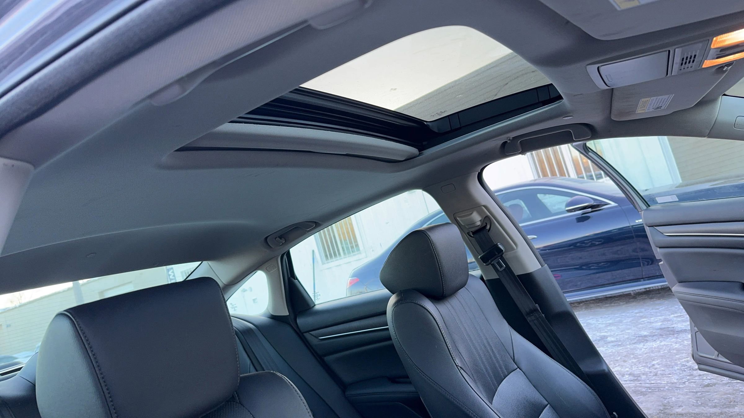 Used 2019 Honda Accord EX-L image 7