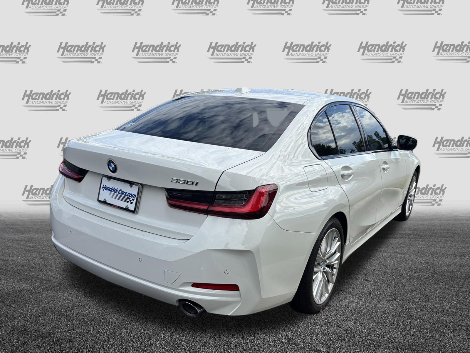 Certified 2023 BMW 330i Sedan w/ Premium Package RWD image 11