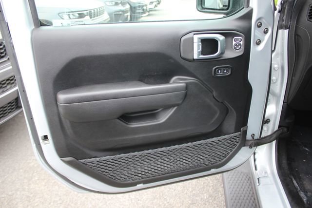 Used 2023 Jeep Wrangler Unlimited Sport AWD/4WD image 16