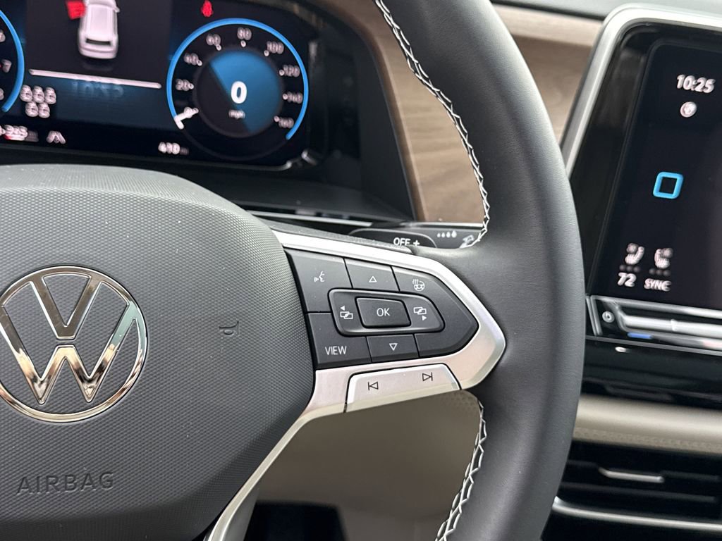 New 2026 Volkswagen Atlas SE image 30