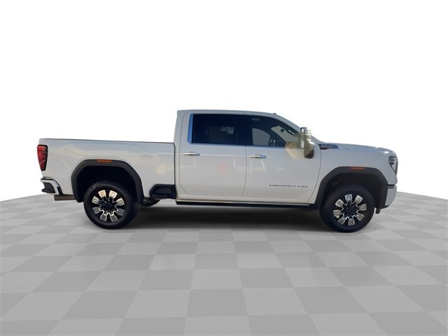 Certified 2025 GMC Sierra 3500 Denali w/ Denali Reserve Package image 9