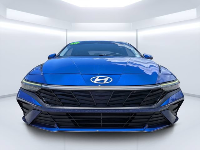 Used 2024 Hyundai Elantra SEL FWD image 7