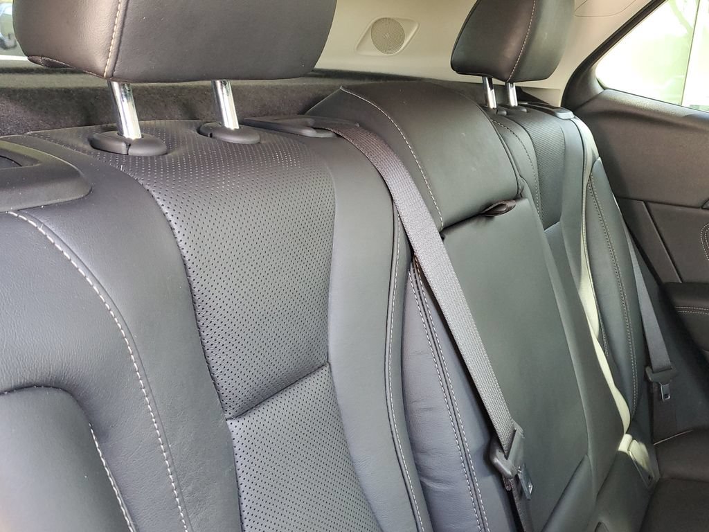 Certified 2021 Buick Envision Essence w/ Sport Touring Package FWD image 26