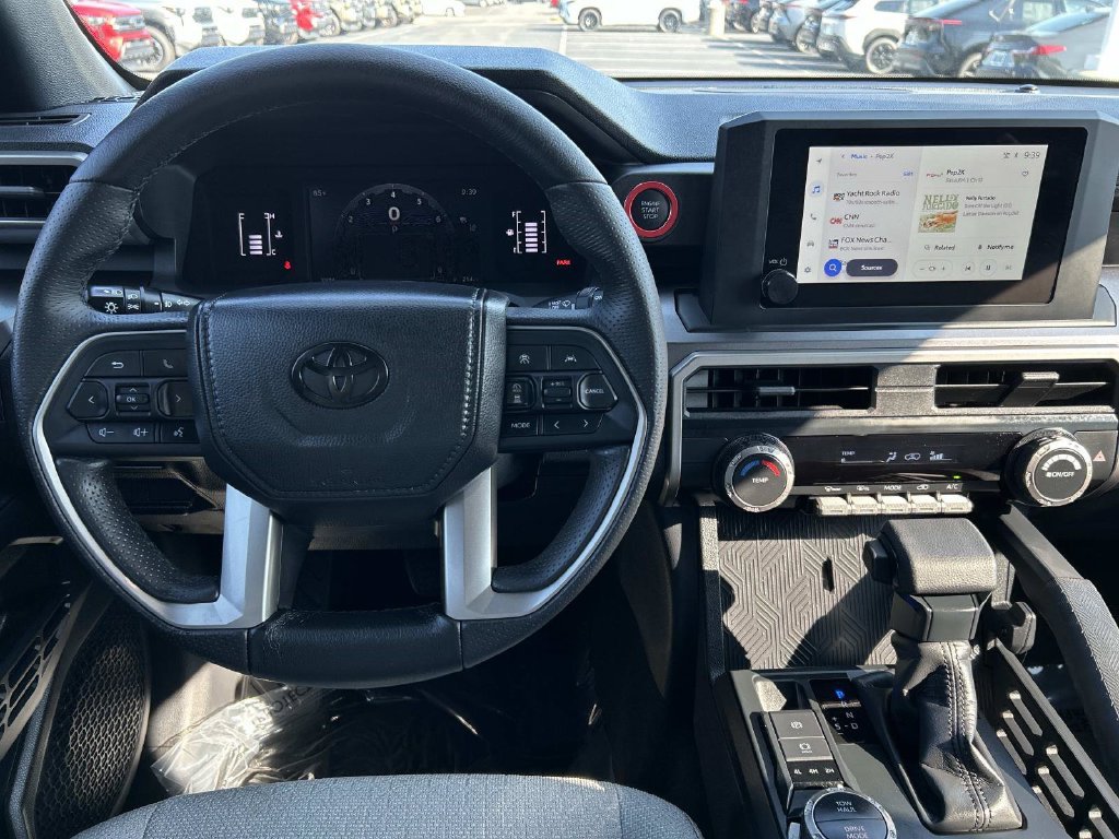 Used 2026 Toyota 4Runner SR5 AWD/4WD image 17