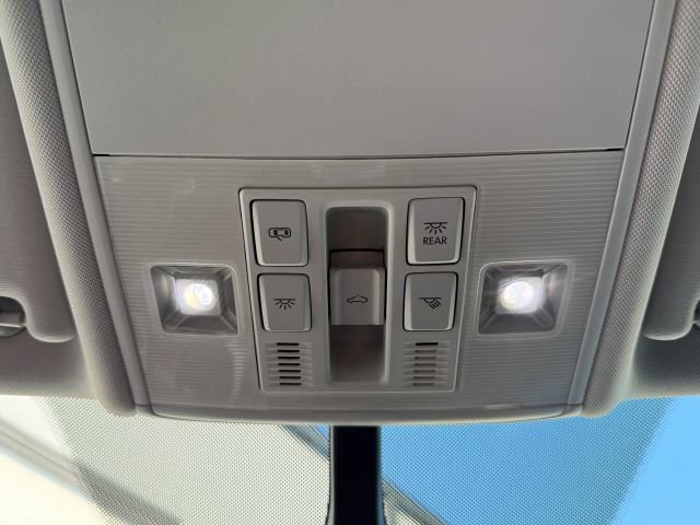 Used 2015 Volkswagen Golf TDI SEL w/ Lighting Package (SEL) image 36