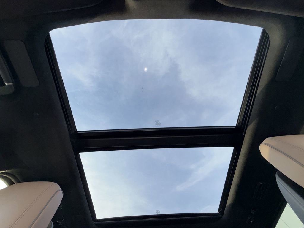 Used 2025 Lincoln Navigator L Black Label AWD/4WD image 16