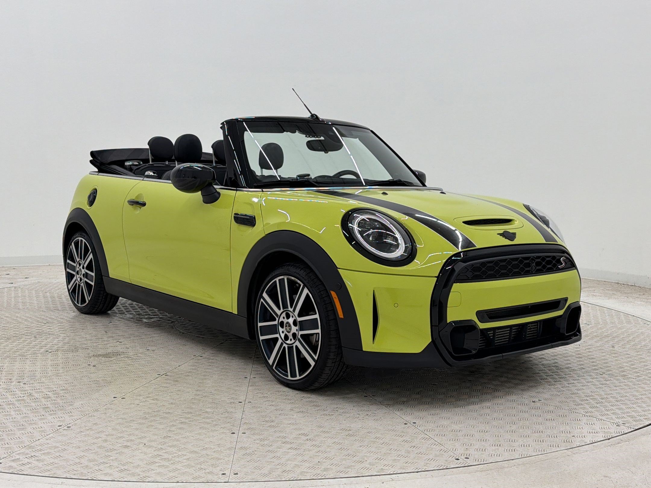Used 2023 MINI Cooper S FWD image 7