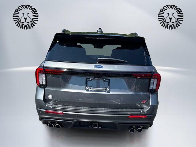 Used 2025 Ford Explorer ST AWD/4WD image 7