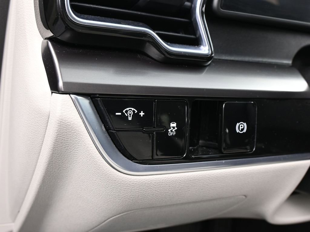 Used 2023 Kia Sportage EX image 14