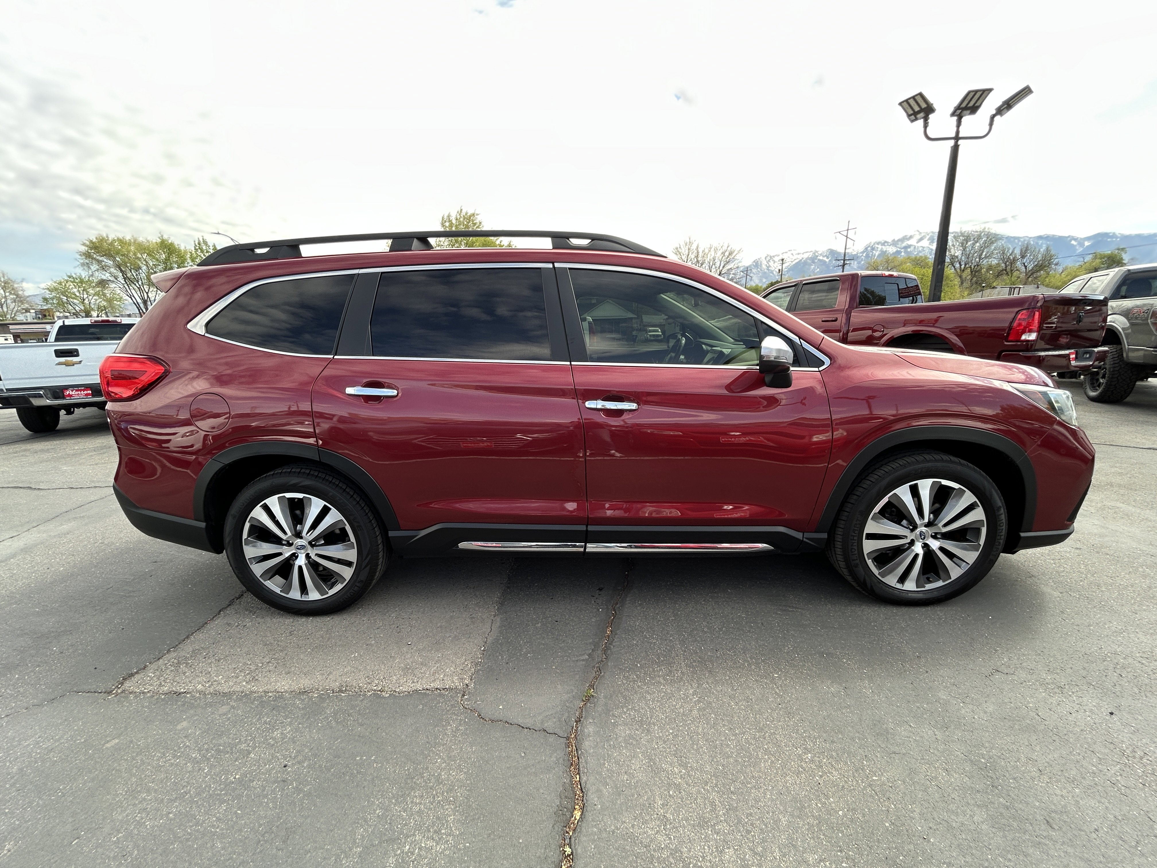 Used 2019 Subaru Ascent Touring w/ Popular Package #3 image 4