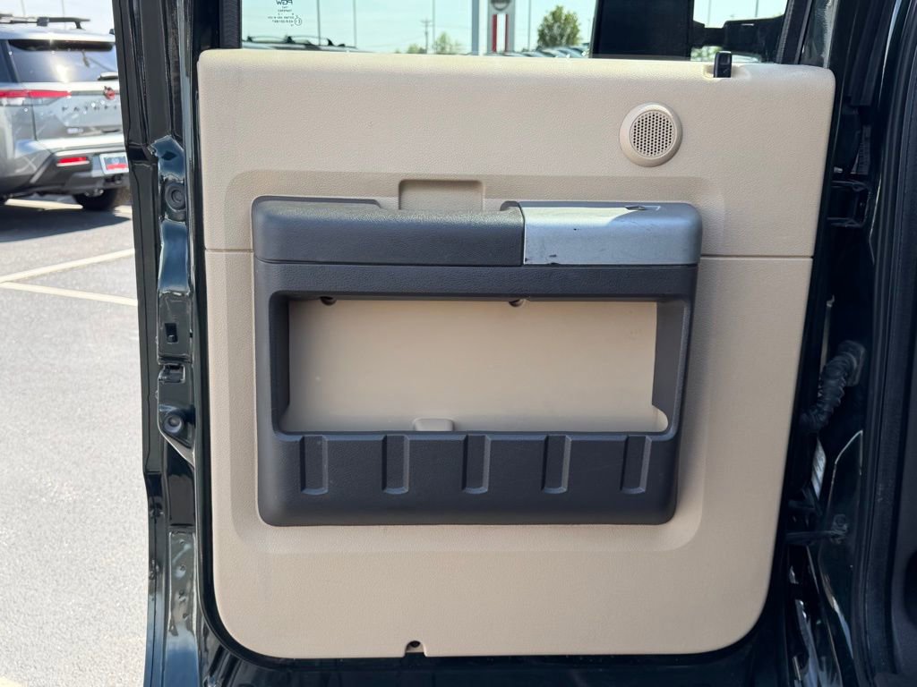 Used 2015 Ford F250 Lariat w/ Chrome Package image 16