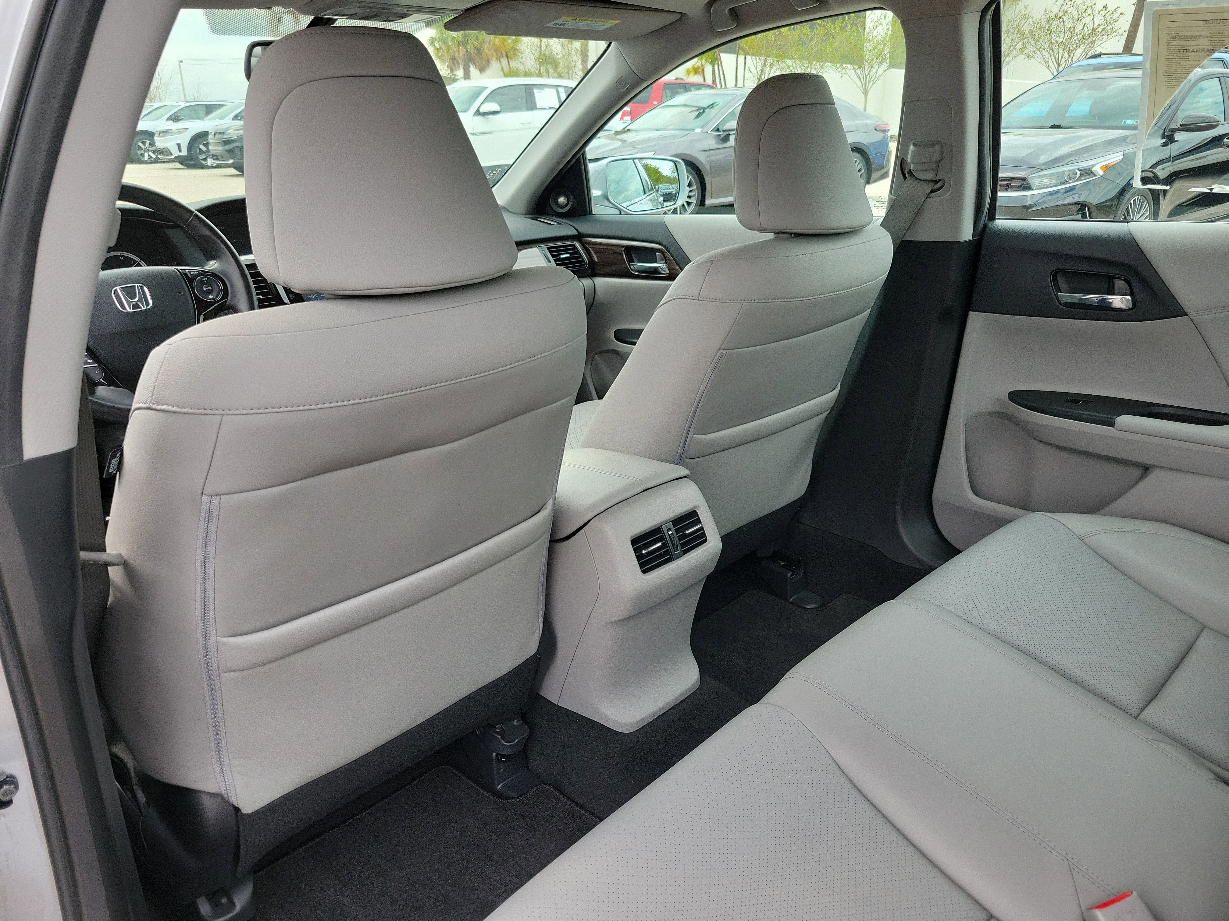 Used 2017 Honda Accord EX-L image 14