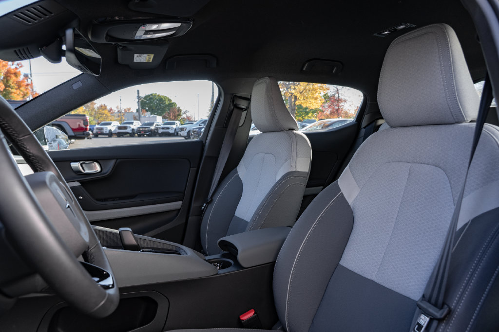 Used 2024 Polestar Polestar 2 AWD/4WD image 18