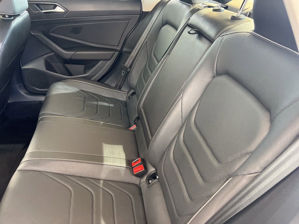 Certified 2024 Volkswagen Jetta SEL FWD image 34