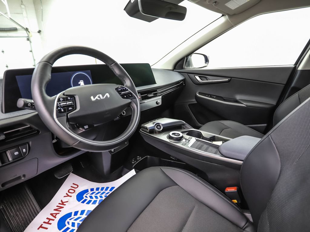 Used 2024 Kia EV6 Light image 10