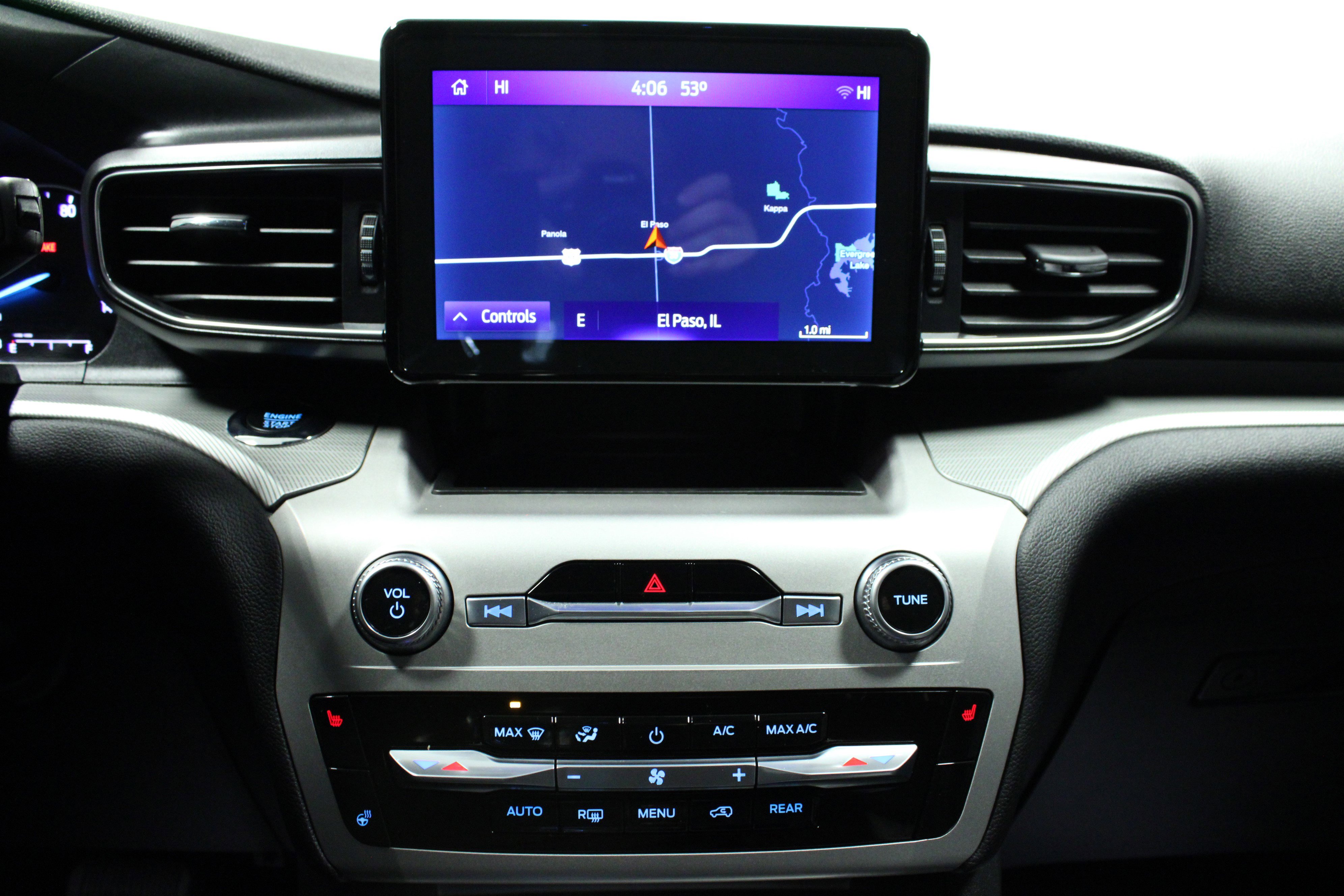 Used 2022 Ford Explorer XLT w/ Equipment Group 202A image 23