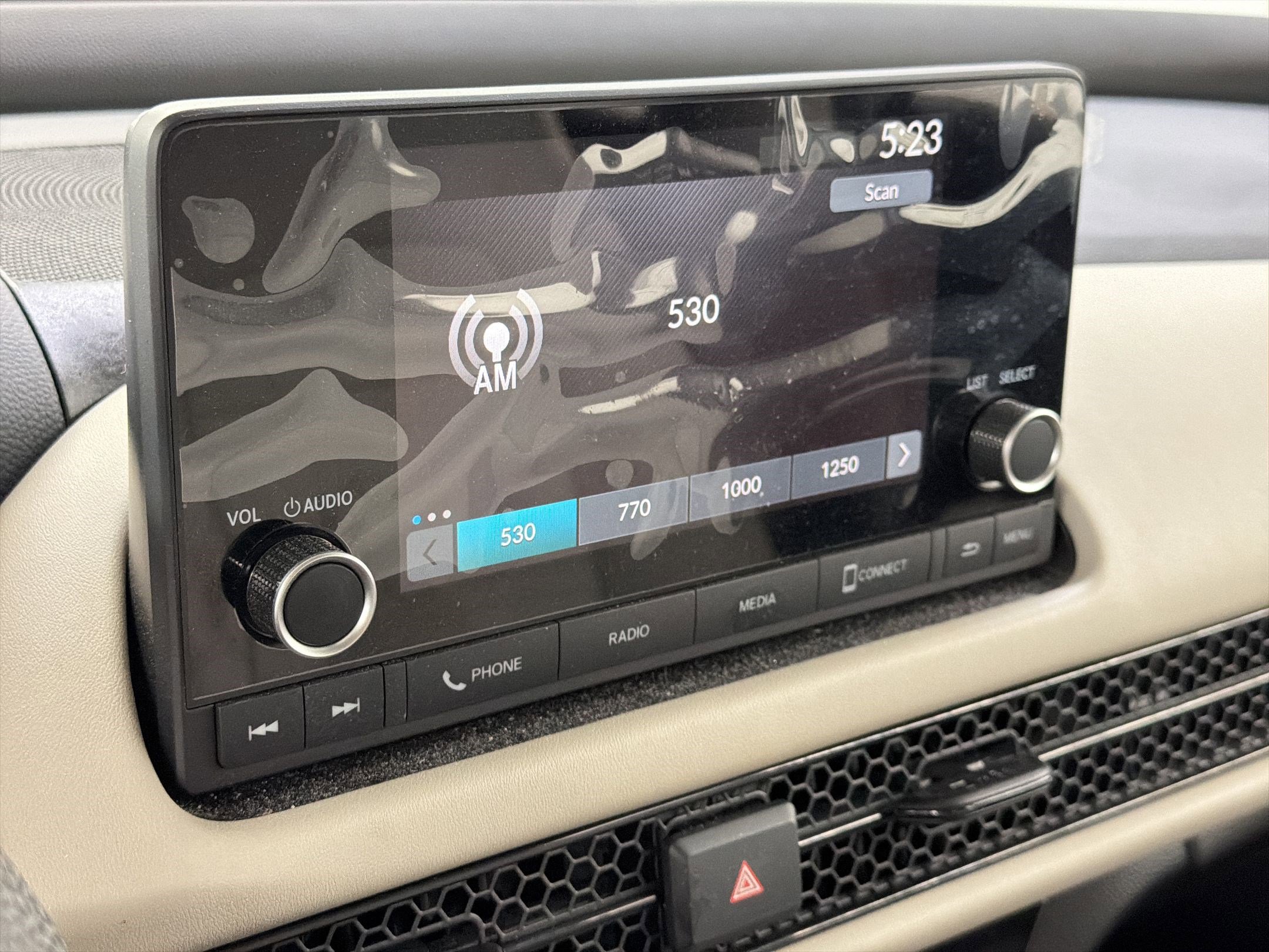 Certified 2024 Honda HR-V LX image 23