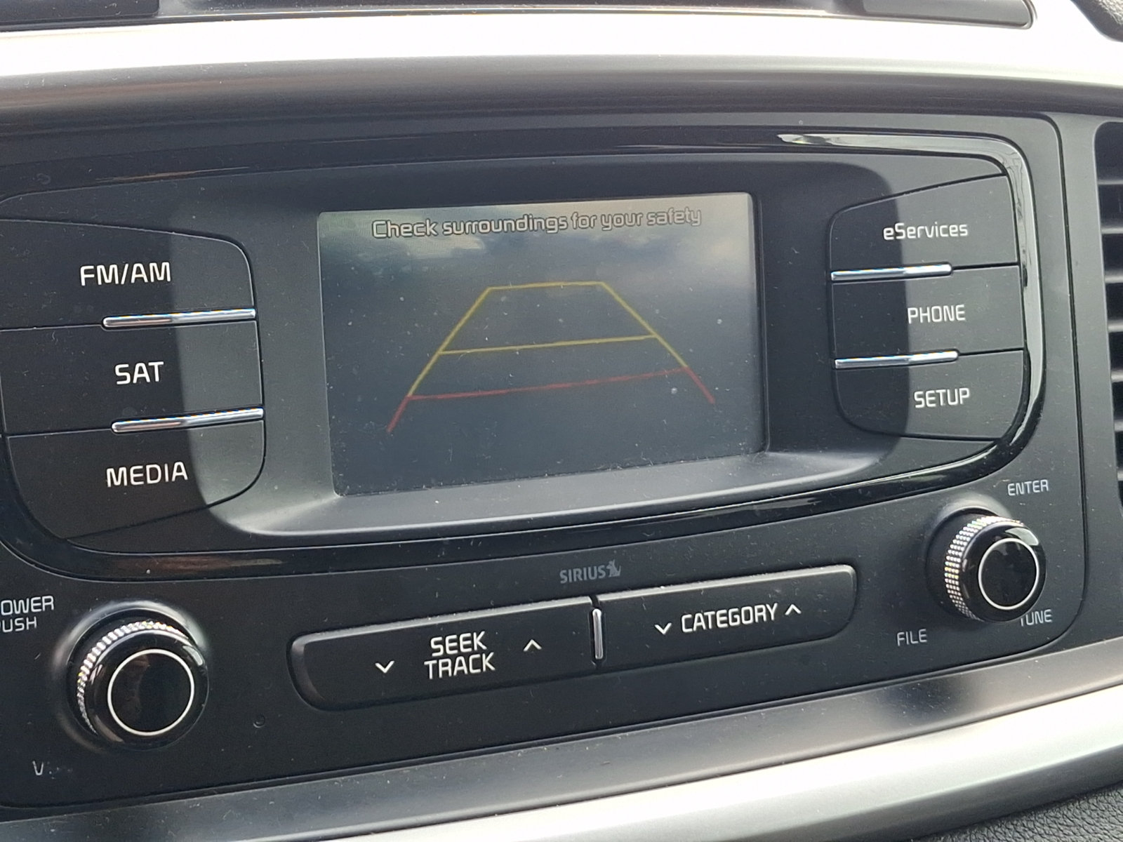 Used 2016 Kia Sorento w/ LX Convenience Package FWD image 17