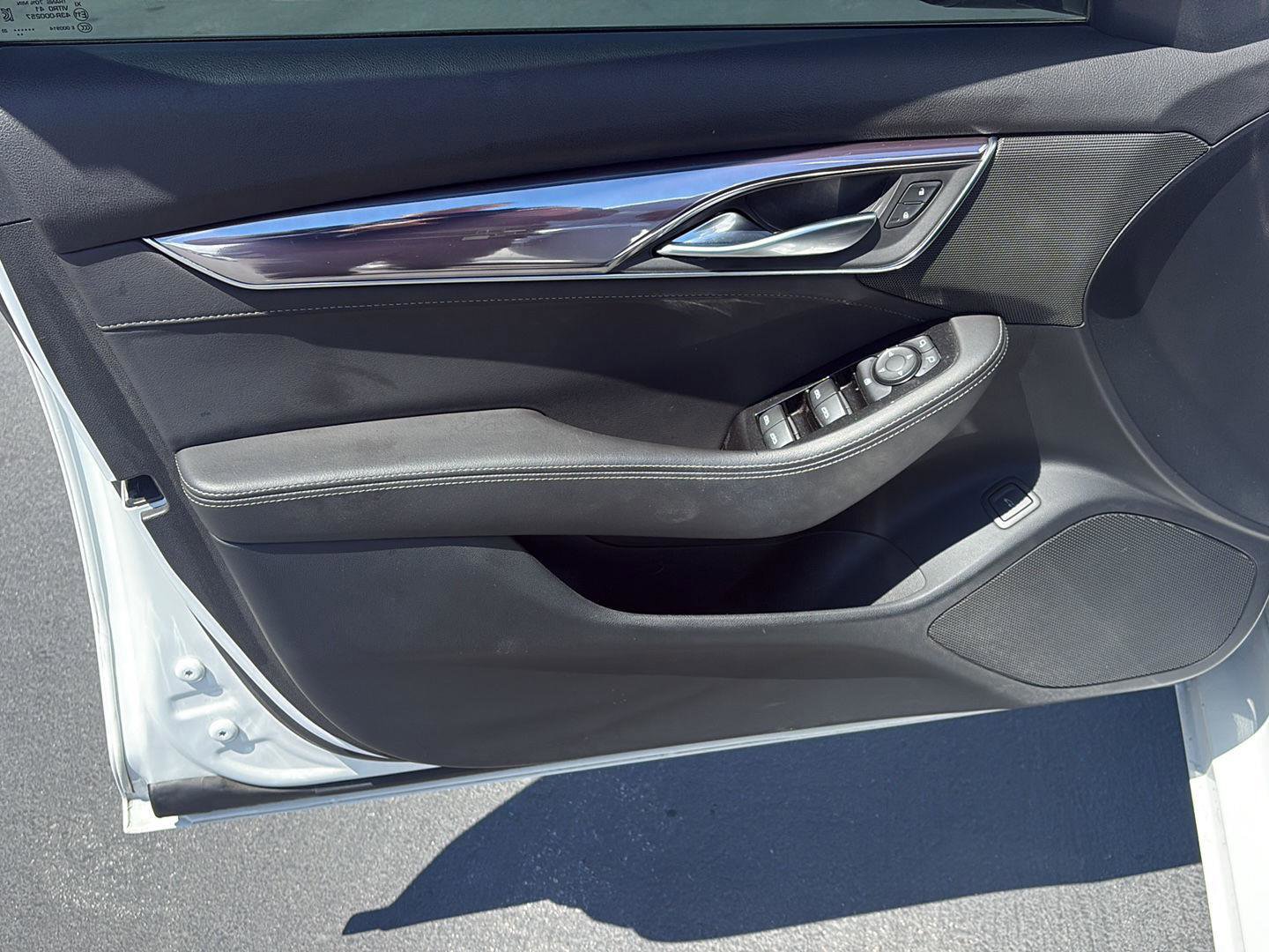 Used 2020 Cadillac CT5 Luxury w/ Cold Weather Package image 9