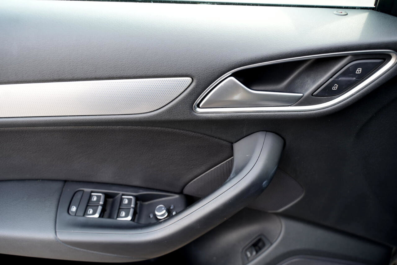 Used 2018 Audi Q3 2.0T Premium Plus image 28