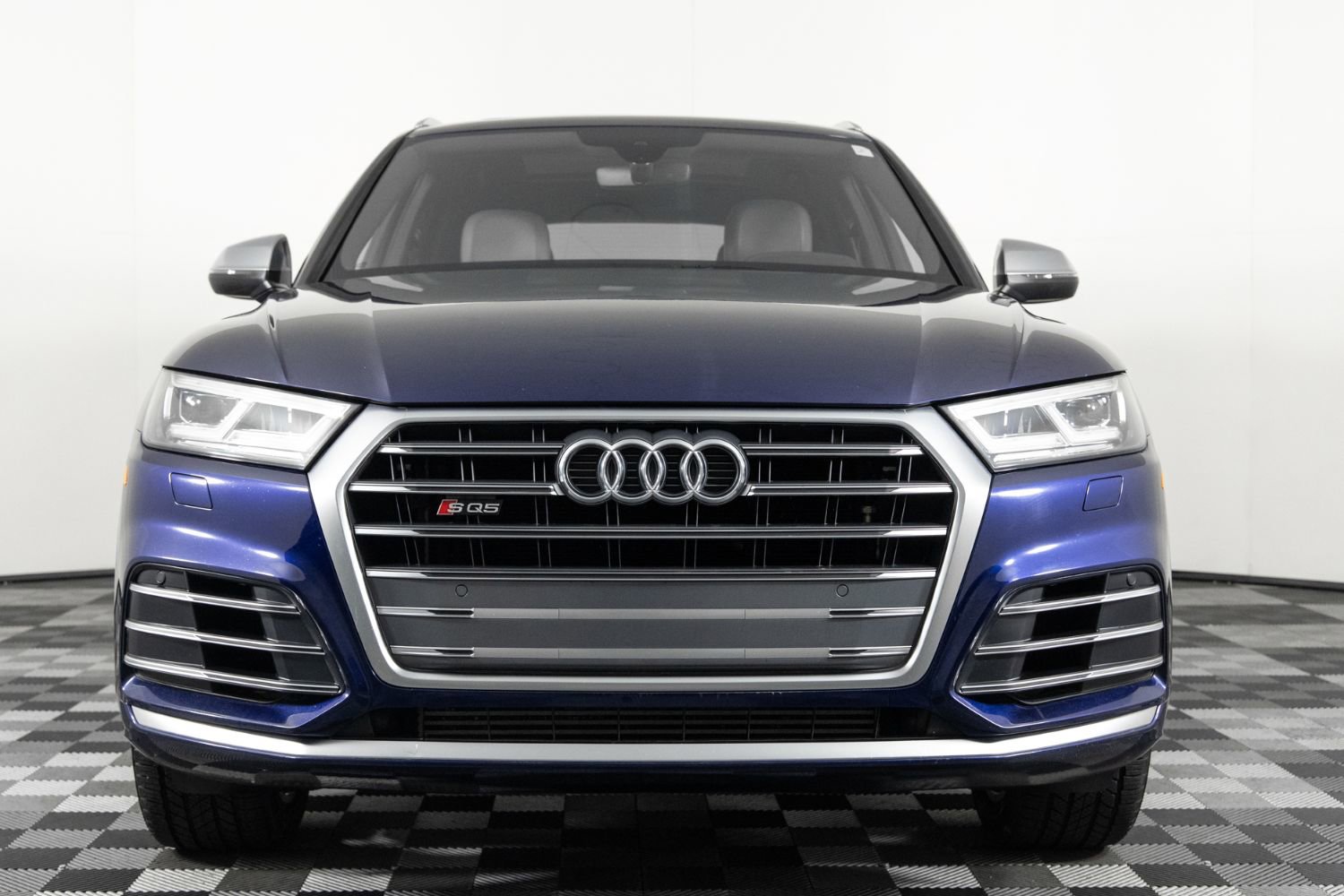 Used 2018 Audi SQ5 Premium Plus w/ Navigation Package AWD/4WD image 10