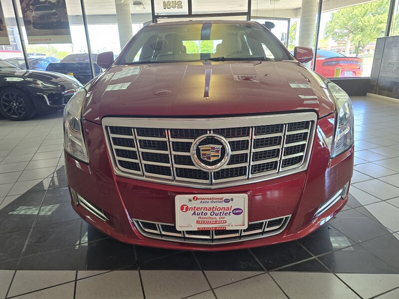 Used 2014 Cadillac XTS Luxury w/ Driver Awareness Package FWD image 2