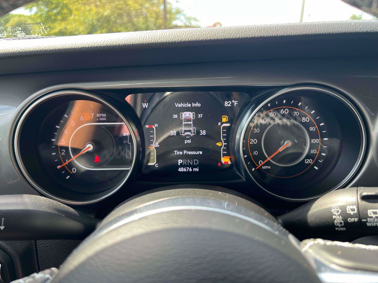 Used 2022 Jeep Wrangler Unlimited Sahara w/ Cold Weather Group AWD/4WD image 9