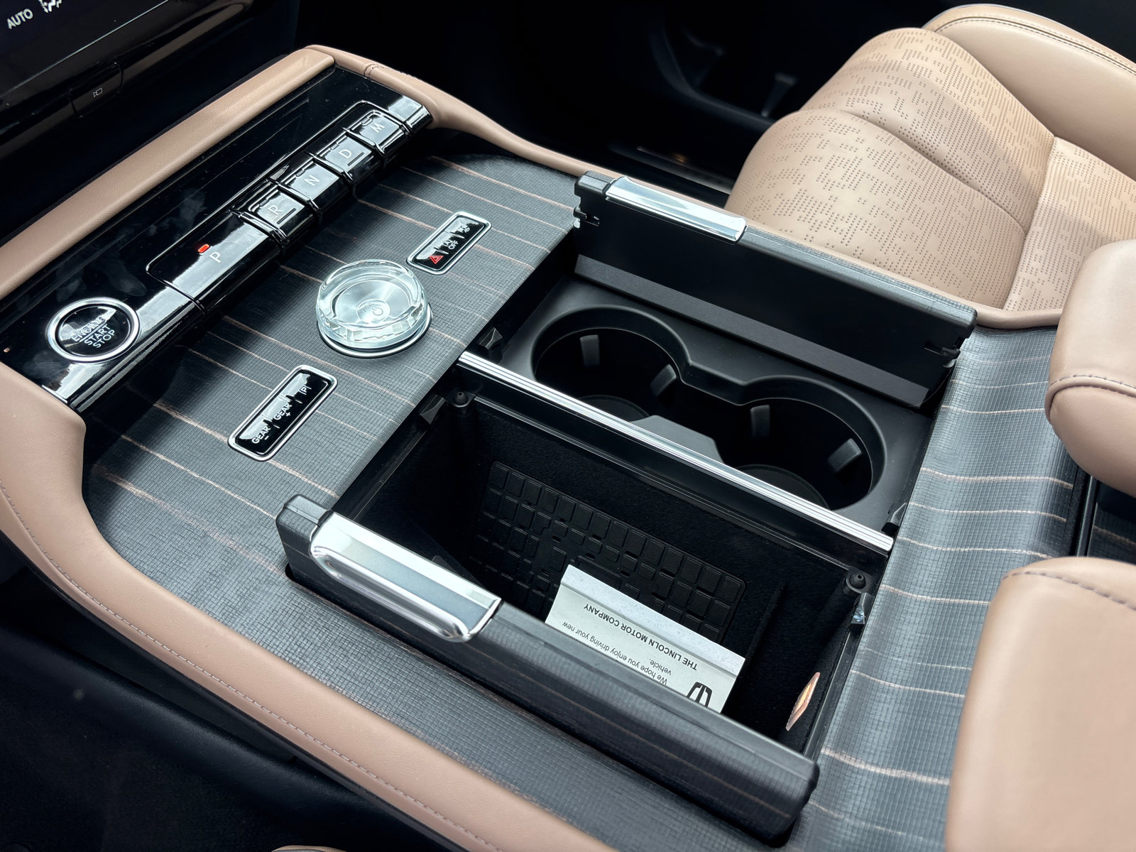 New 2026 Lincoln Navigator L Black Label AWD/4WD image 23