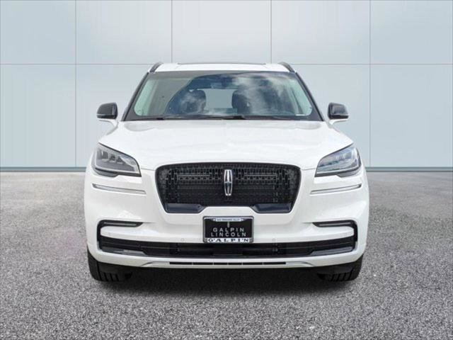 New 2023 Lincoln Aviator Reserve w/ Equipment Group 201A AWD/4WD image 4