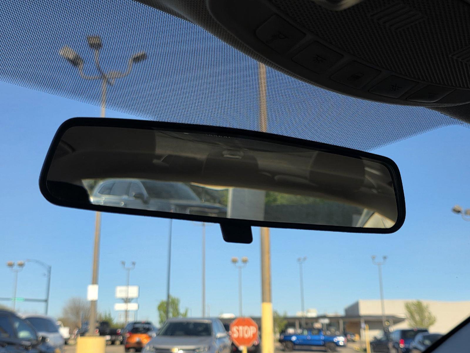 Used 2016 Ford Fusion SE w/ Equipment Group 201A image 21