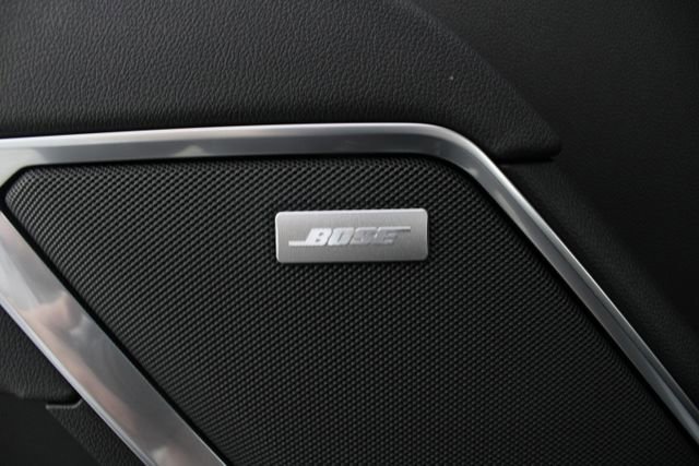 New 2026 GMC Sierra 1500 SLT image 17