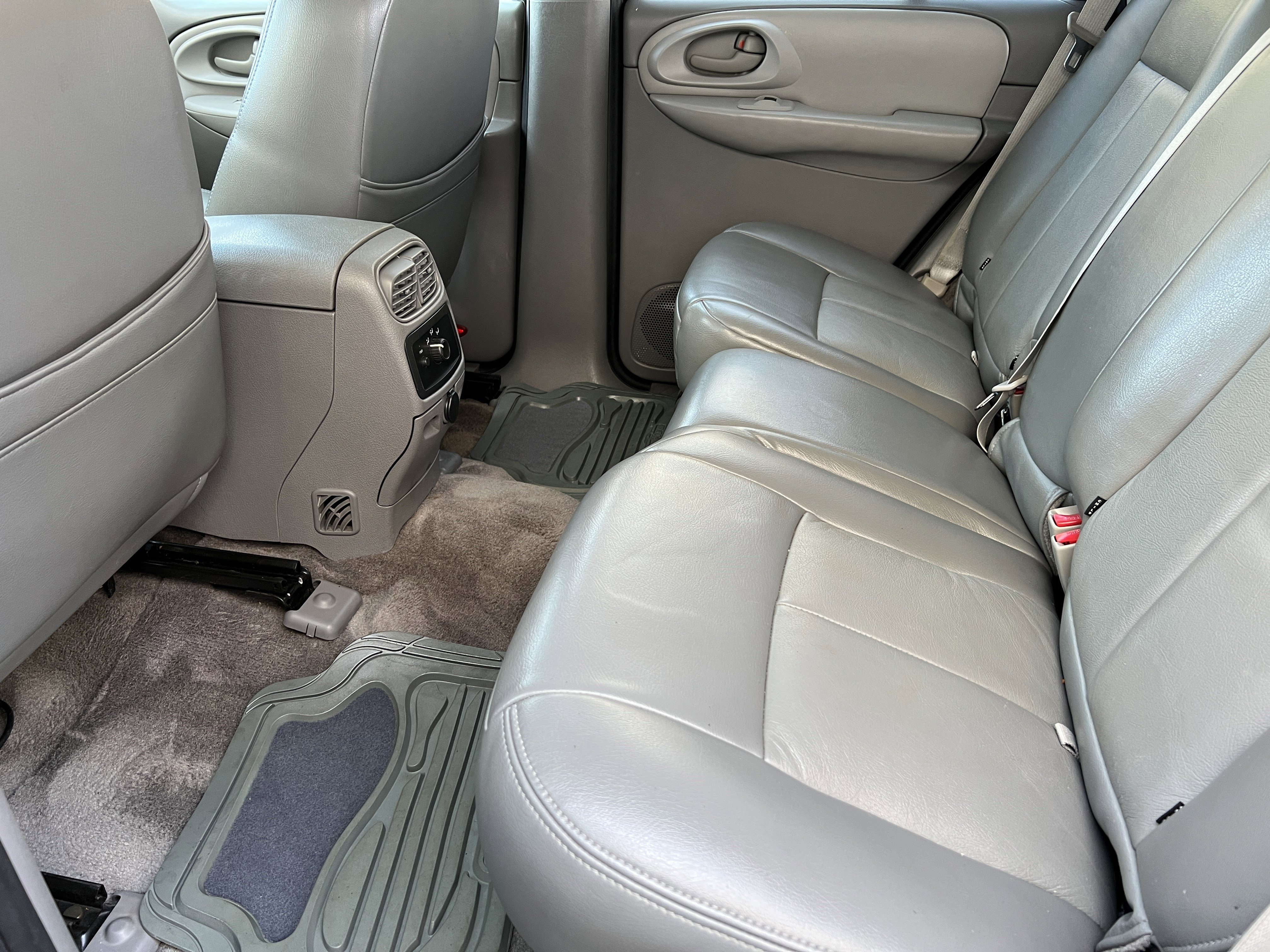 Used 2008 Chevrolet TrailBlazer 2FL image 14