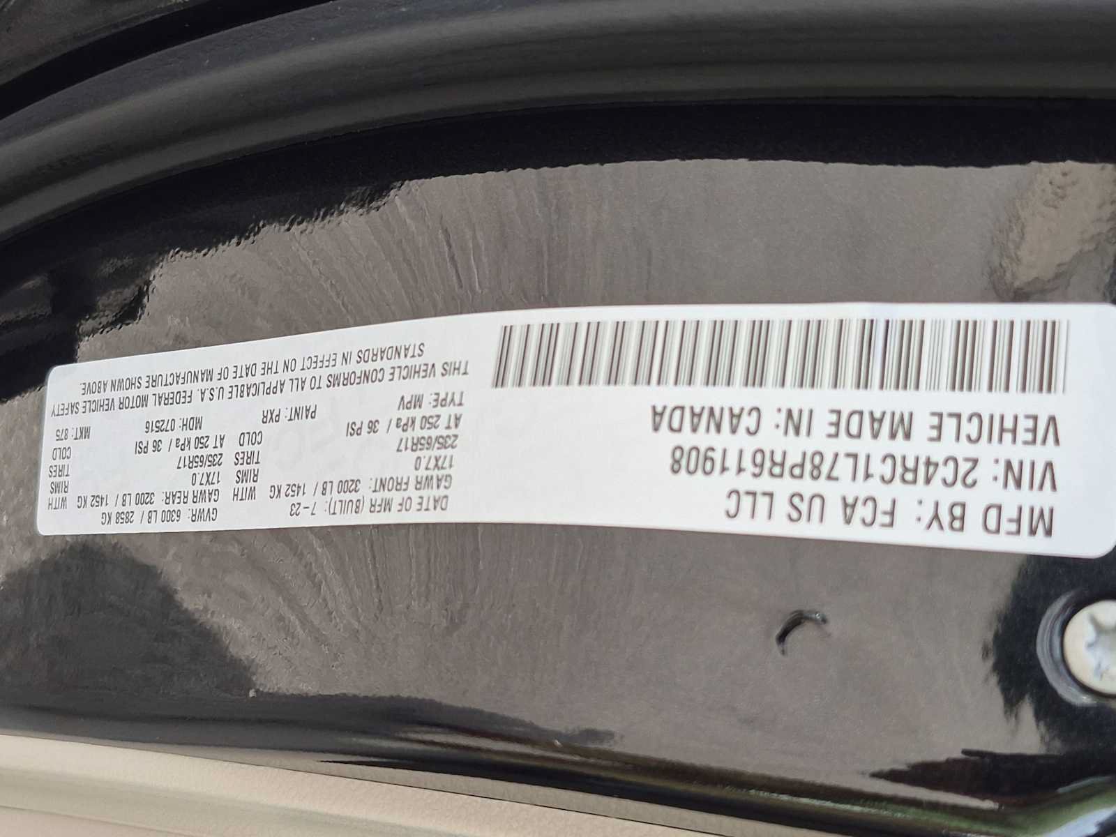 Used 2023 Chrysler Pacifica Touring-L FWD image 32