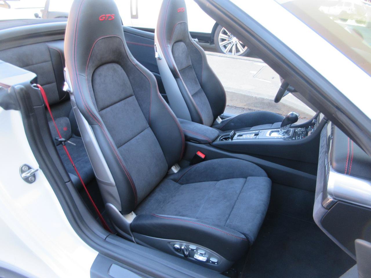 Used 2018 Porsche 911 Carrera 4 GTS AWD/4WD image 31