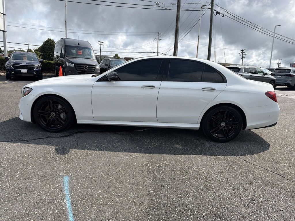 Used 2019 Mercedes-Benz E 300 4MATIC image 11