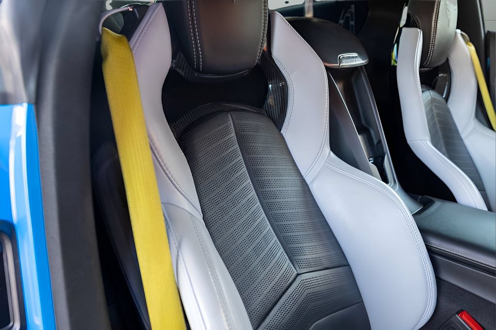 Used 2023 Chevrolet Corvette Stingray Preferred Cpe w/ Z51 Performance Package RWD image 54
