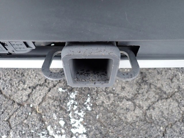 Certified 2024 Ford Explorer XLT w/ Equipment Group 202A image 8