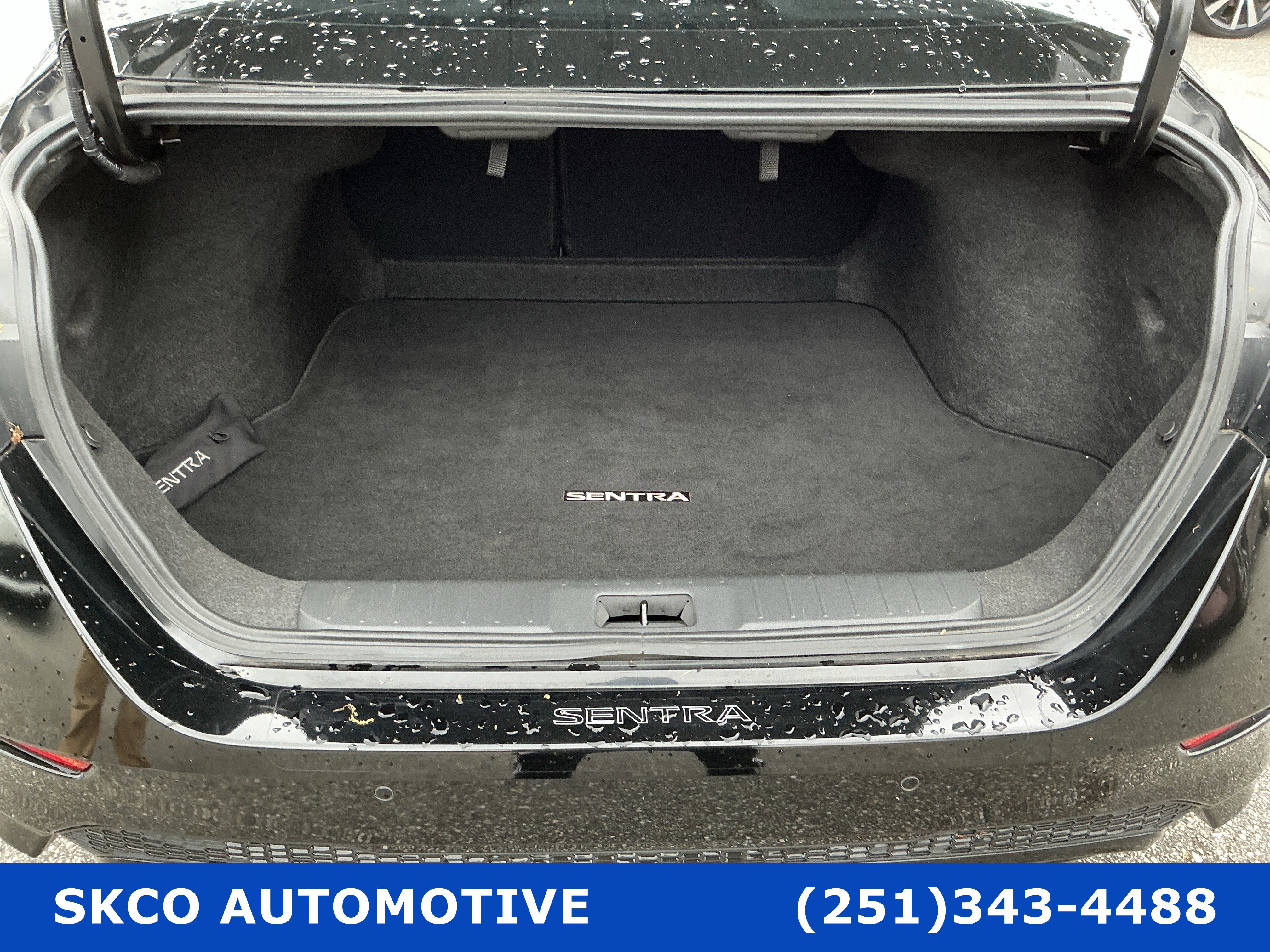 Used 2022 Nissan Sentra SR w/ Midnight Edition FWD image 21